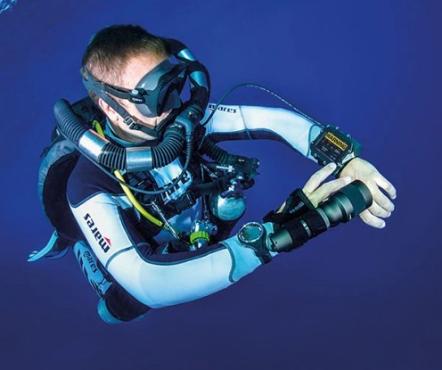 scuba dive gear